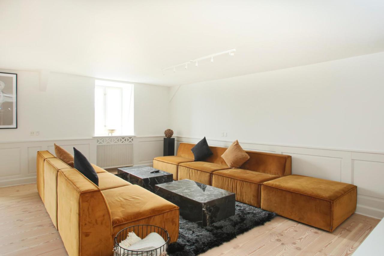 Modern 3br Duplex In Nyhavn W Private Balcony *